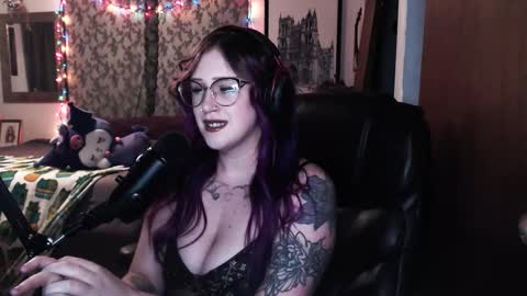 Snapshot of demongf chatting on November 23, 2025, 1:49 am Demoness Mina online show from November 23, 2025, 1:49 am