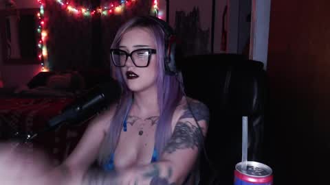 Snapshot of demongf chatting on April 12, 2026, 12:37 am Demoness Mina online show from April 12, 2026, 12:37 am
