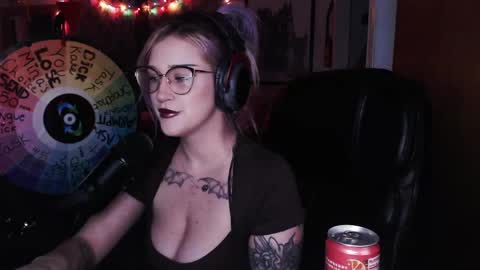 Snapshot of demongf chatting on April 13, 2026, 1:55 am Demoness Mina online show from April 13, 2026, 1:55 am