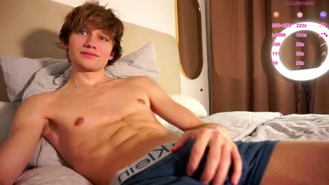 Snapshot of demoninangel chatting on January 18, 2025, 1:52 am Dave19 online show from January 18, 2025, 1:52 am