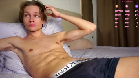 Snapshot of demoninangel chatting on January 28, 2025, 9:51 am Dave19 online show from January 28, 2025, 9:51 am