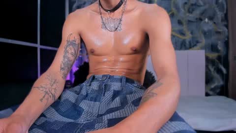 Snapshot of demonkush_ chatting on February 7, 2025, 8:33 am DemonKush online show from February 7, 2025, 8:33 am