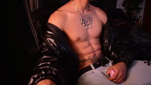 Snapshot of demonkush_ chatting on June 25, 2026, 2:33 am DemonKush online show from June 25, 2026, 2:33 am