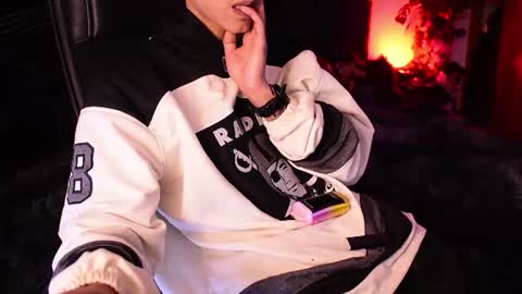 Snapshot of demonkush_ chatting on June 29, 2026, 7:36 am DemonKush online show from June 29, 2026, 7:36 am