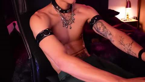 Snapshot of demonkush_ chatting on July 11, 2026, 8:17 am DemonKush online show from July 11, 2026, 8:17 am