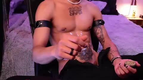 Snapshot of demonkush_ chatting on July 23, 2026, 1:58 am DemonKush online show from July 23, 2026, 1:58 am
