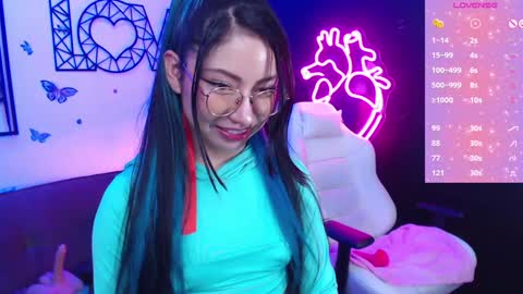 Demy  online show from December 18, 2024, 12:10 am