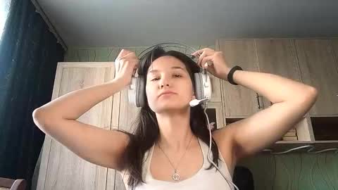 Deni online show from March 18, 2026, 7:11 am