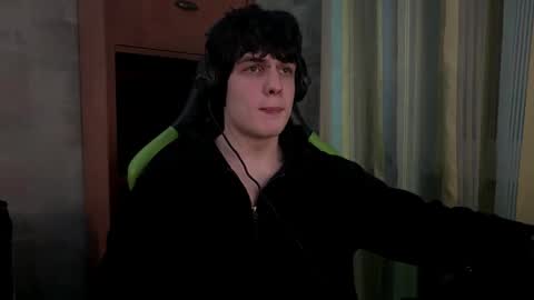 Snapshot of denbunnyy chatting on February 2, 2026, 6:50 pm Daniel online show from February 2, 2026, 6:50 pm