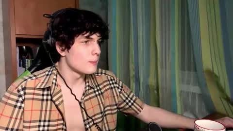 Snapshot of denbunnyy chatting on March 20, 2026, 6:46 pm Daniel online show from March 20, 2026, 6:46 pm