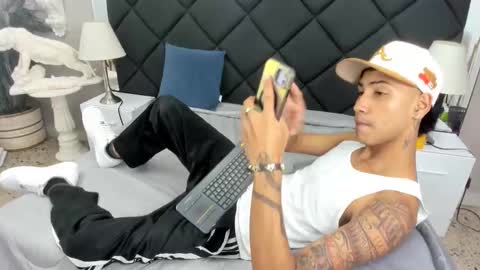 Denis Carpenter online show from November 29, 2025, 7:28 pm