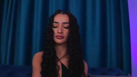 denisedevilles online show from April 21, 2026, 8:01 pm