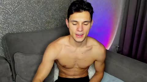 Den online show from February 3, 2025, 6:28 pm