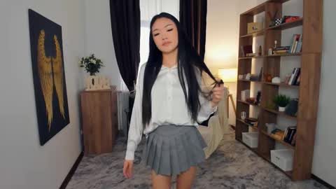 Snapshot of denlys chatting on November 11, 2025, 7:52 am Mikky online show from November 11, 2025, 7:52 am