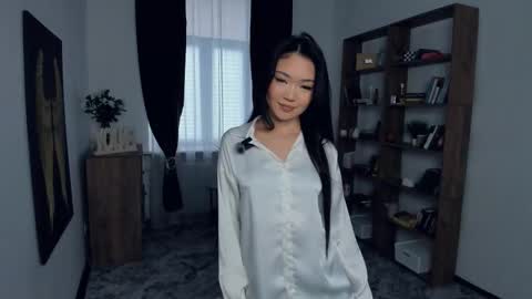 Snapshot of denlys chatting on December 2, 2025, 8:41 am Mikky online show from December 2, 2025, 8:41 am