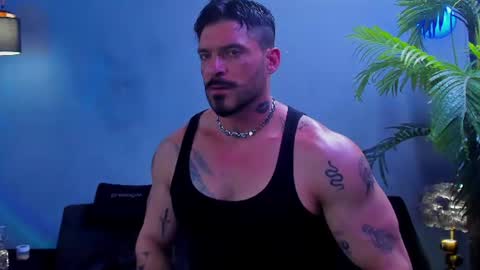 dennis_cox_ online show from July 10, 2026, 4:39 am