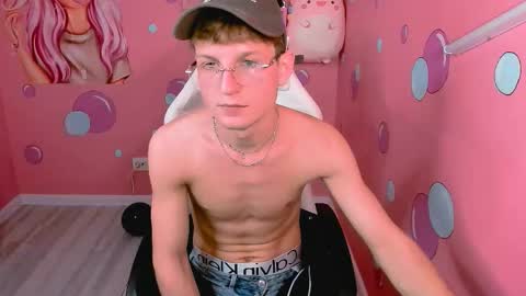 Snapshot of dennis_rodriguez chatting on November 26, 2025, 4:52 pm Dennis online show from November 26, 2025, 4:52 pm