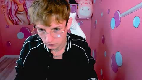 Snapshot of dennis_rodriguez chatting on November 27, 2025, 4:09 pm Dennis online show from November 27, 2025, 4:09 pm