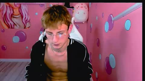 Snapshot of dennis_rodriguez chatting on November 28, 2025, 4:15 am Dennis online show from November 28, 2025, 4:15 am