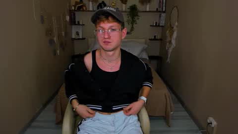 Snapshot of dennis_rodriguez chatting on November 29, 2025, 8:45 pm Dennis online show from November 29, 2025, 8:45 pm