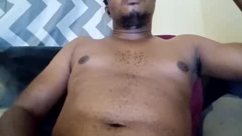 Snapshot of dentzo chatting on December 6, 2024, 5:11 pm mastER blACK online show from December 6, 2024, 5:11 pm