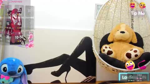 denychantall online show from February 18, 2026, 1:56 am