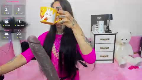 denychantall online show from August 3, 2026, 9:04 am