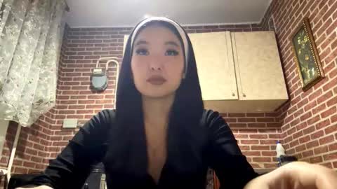 Snapshot of denysebernacchi chatting on November 11, 2025, 2:28 pm Emma online show from November 11, 2025, 2:28 pm