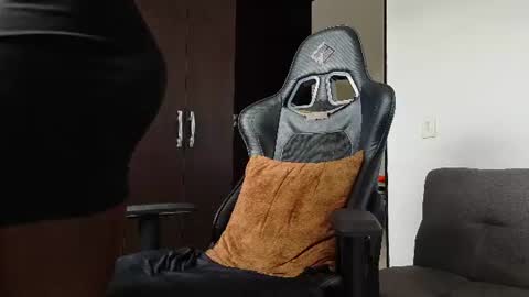 Snapshot of denzel_koose chatting on July 2, 2026, 8:37 pm The King Denzel online show from July 2, 2026, 8:37 pm