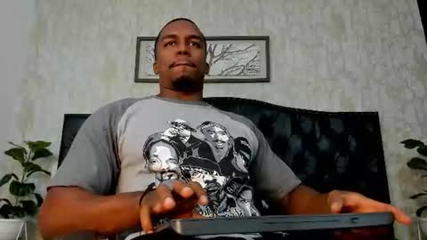 denzelrios online show from June 12, 2026, 3:49 am
