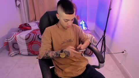 Snapshot of dereck_boyy_ chatting on May 11, 2026, 3:56 am Dereck Boy online show from May 11, 2026, 3:56 am
