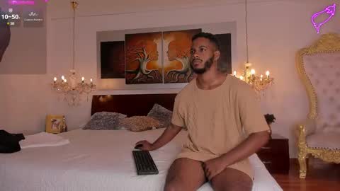 Snapshot of dereckandjake chatting on January 18, 2025, 12:04 pm Dereck and Jake online show from January 18, 2025, 12:04 pm