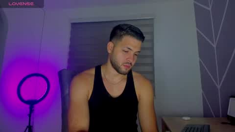 dereckhardd online show from April 23, 2026, 8:13 am