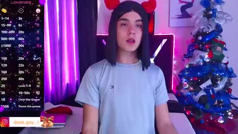 Snapshot of derek_grey1 chatting on December 30, 2024, 8:15 pm Derek independent online show from December 30, 2024, 8:15 pm