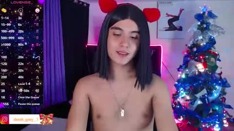 Snapshot of derek_grey1 chatting on December 31, 2024, 11:49 pm Derek independent online show from December 31, 2024, 11:49 pm