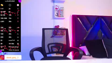 Snapshot of derek_grey1 chatting on February 28, 2025, 4:10 am Derek independent online show from February 28, 2025, 4:10 am