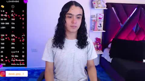 Snapshot of derek_grey1 chatting on March 12, 2025, 6:00 pm Derek independent online show from March 12, 2025, 6:00 pm