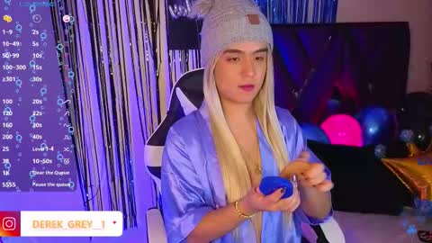 Snapshot of derek_grey1 chatting on September 18, 2025, 8:55 pm Derek independent online show from September 18, 2025, 8:55 pm