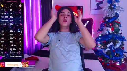 Snapshot of derek_greyy_ chatting on December 30, 2024, 8:15 pm derek grey online show from December 30, 2024, 8:15 pm
