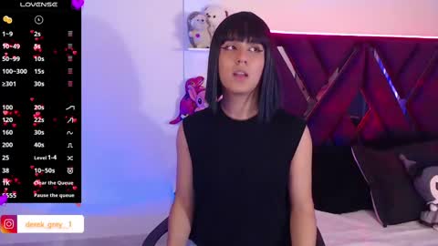 Snapshot of derek_greyy_ chatting on February 26, 2025, 8:44 pm derek grey online show from February 26, 2025, 8:44 pm