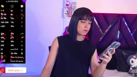 Snapshot of derek_greyy_ chatting on February 28, 2025, 7:03 pm derek grey online show from February 28, 2025, 7:03 pm