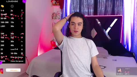 Snapshot of derek_greyy_ chatting on March 10, 2025, 4:14 pm derek grey online show from March 10, 2025, 4:14 pm