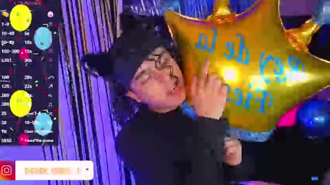 Snapshot of derek_greyy_ chatting on September 17, 2025, 10:22 pm derek grey online show from September 17, 2025, 10:22 pm