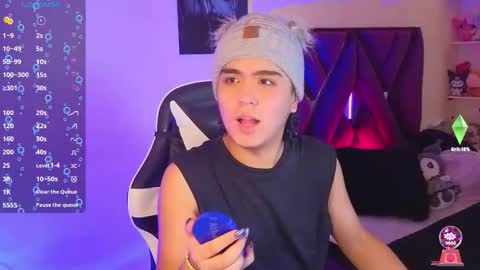 Snapshot of derek_greyy_ chatting on September 22, 2025, 6:43 pm derek grey online show from September 22, 2025, 6:43 pm