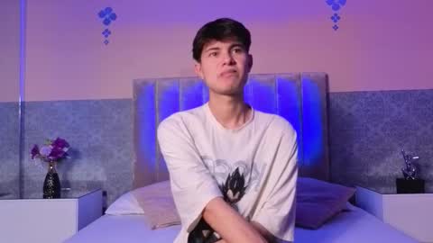 derek_sinn online show from February 21, 2026, 7:48 pm