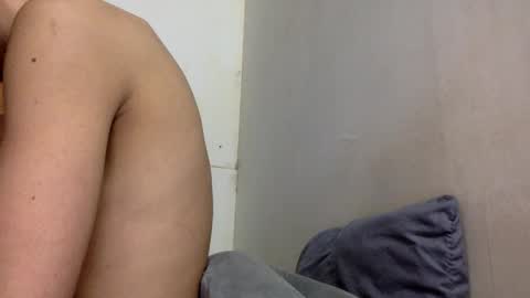 Snapshot of derek_smiith chatting on September 21, 2025, 7:48 pm Derek smiith online show from September 21, 2025, 7:48 pm