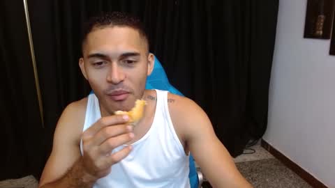 D E R E K online show from November 29, 2025, 11:57 am