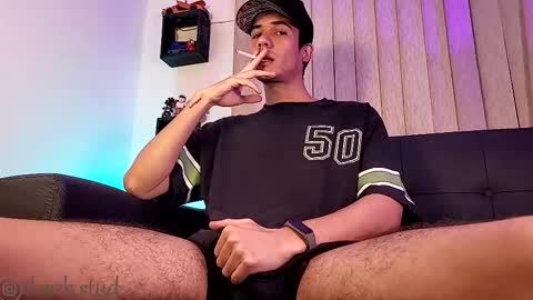 Snapshot of derek_stud_ chatting on October 13, 2025, 5:18 am Derek independent model online show from October 13, 2025, 5:18 am