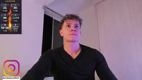 Snapshot of derekolsen_ chatting on October 19, 2025, 2:23 am Derek IG Derekolsen2024 online show from October 19, 2025, 2:23 am