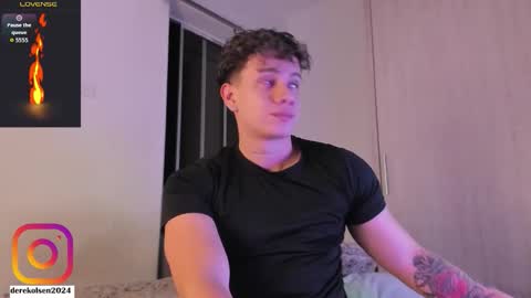 Snapshot of derekolsen_ chatting on October 27, 2025, 2:04 am Derek IG Derekolsen2024 online show from October 27, 2025, 2:04 am